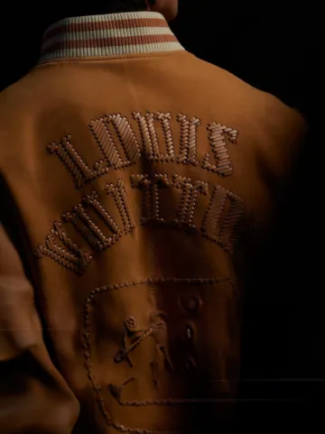 Luxury clothing authentication