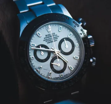Luxury watch authentication